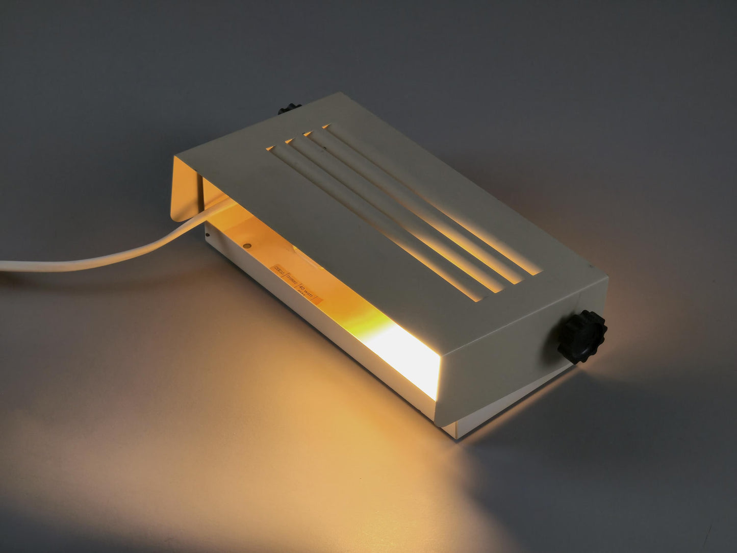 Vintage 1980s Industrial-Minimalist Metal Wall Light By Hema.