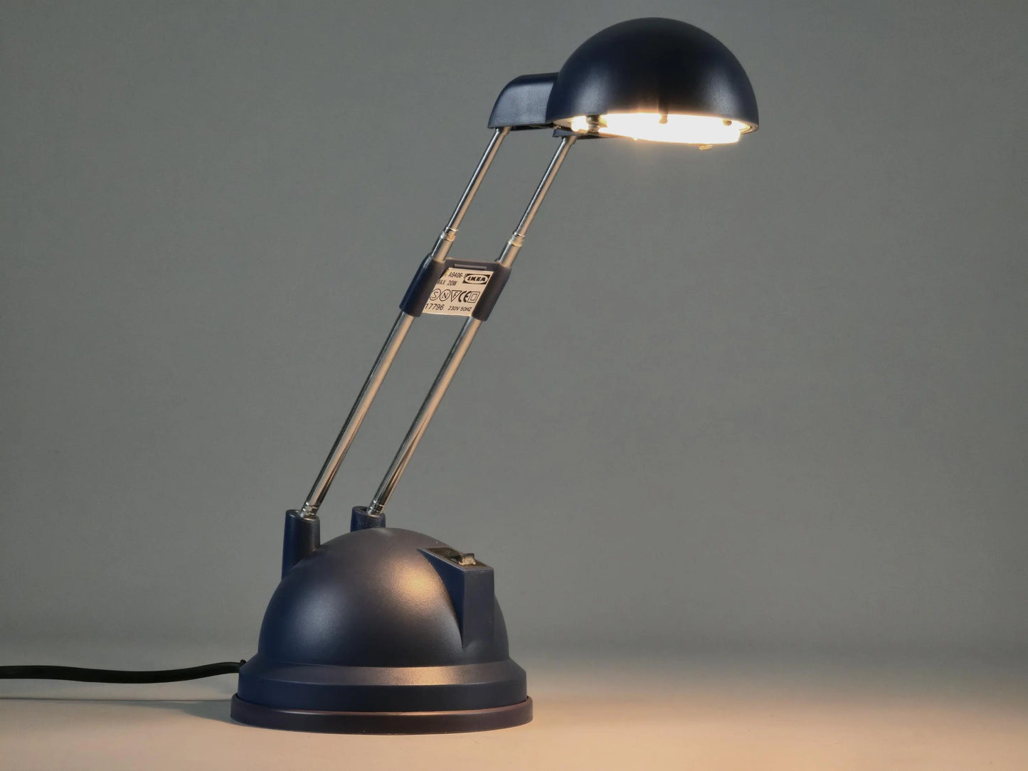 Vintage 1990s IKEA Purple 'Espressivo' Telescopic Antenna Desk Lamp.